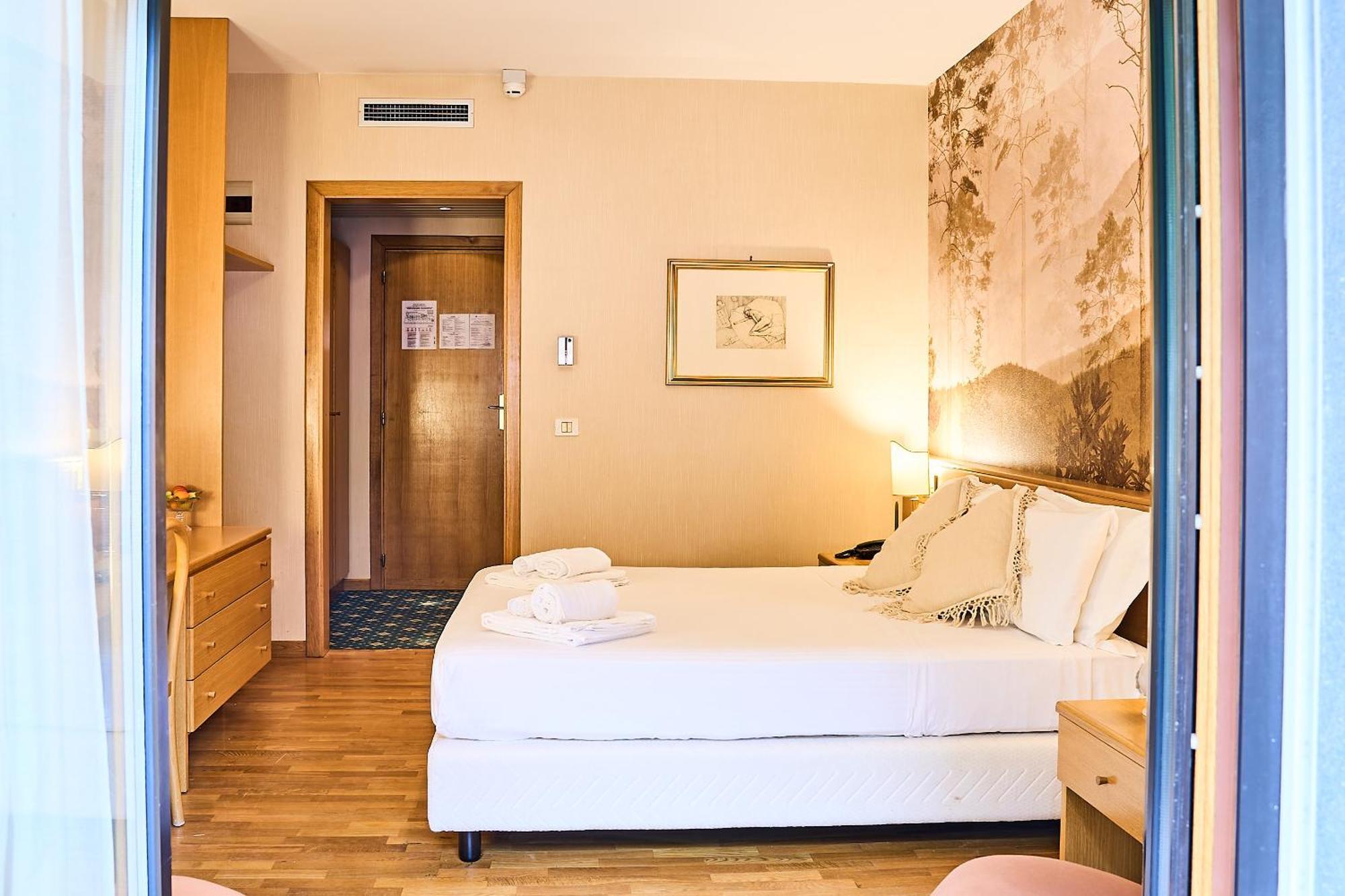 Hotel Camigliatello Камильятелло-Силано Экстерьер фото