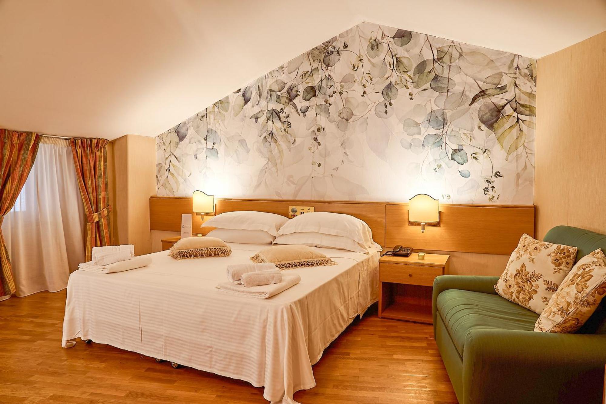 Hotel Camigliatello Камильятелло-Силано Экстерьер фото