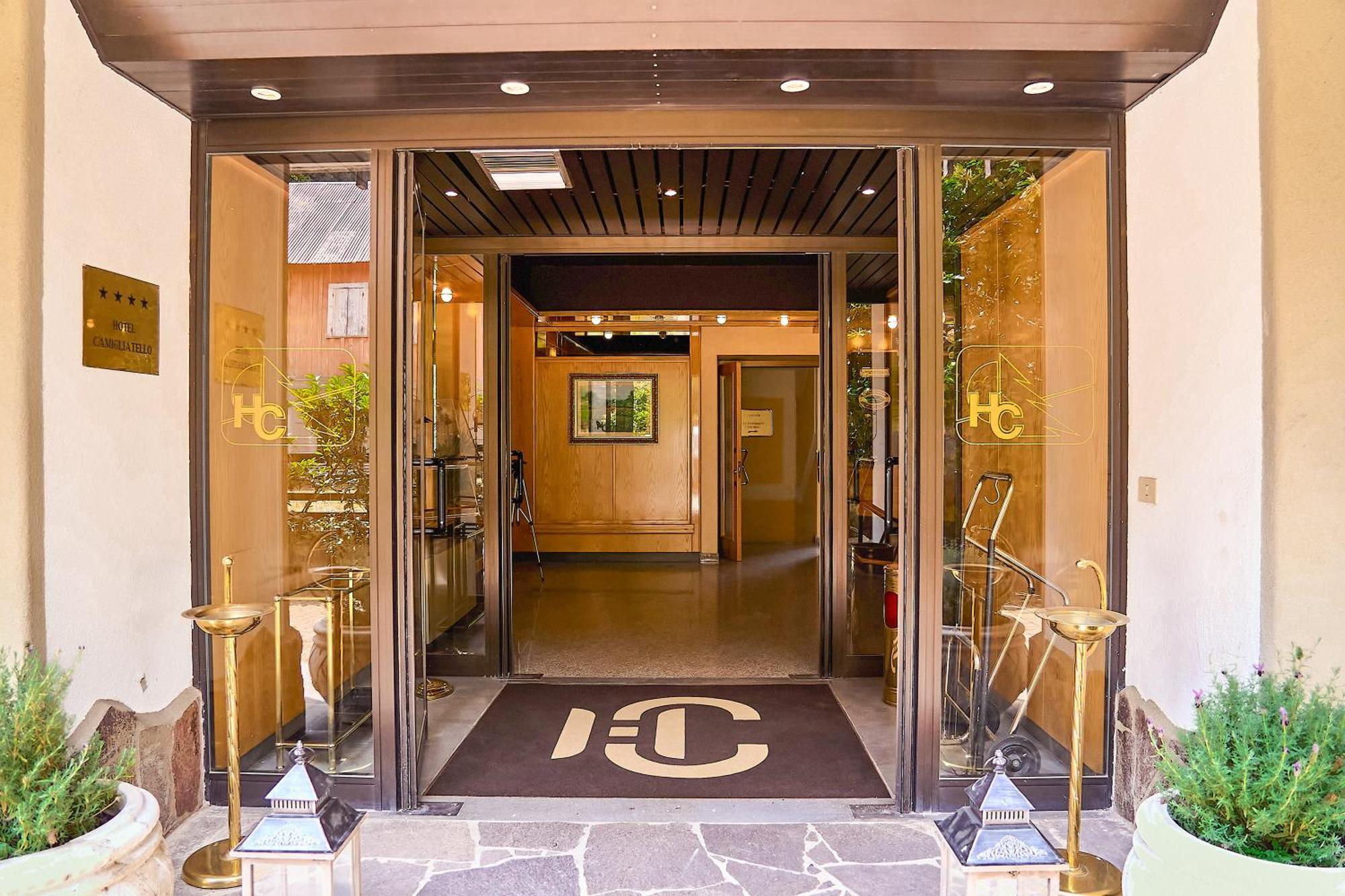 Hotel Camigliatello Камильятелло-Силано Экстерьер фото