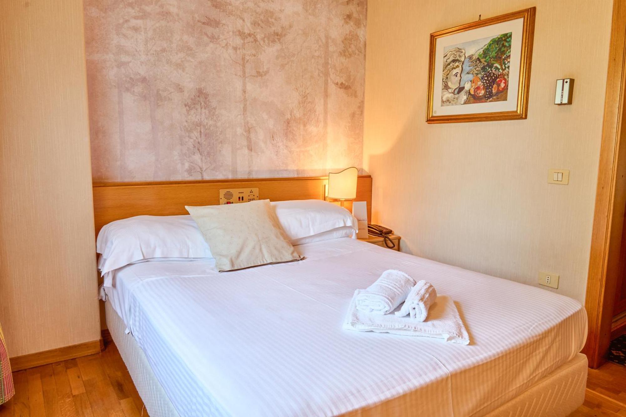 Hotel Camigliatello Камильятелло-Силано Экстерьер фото