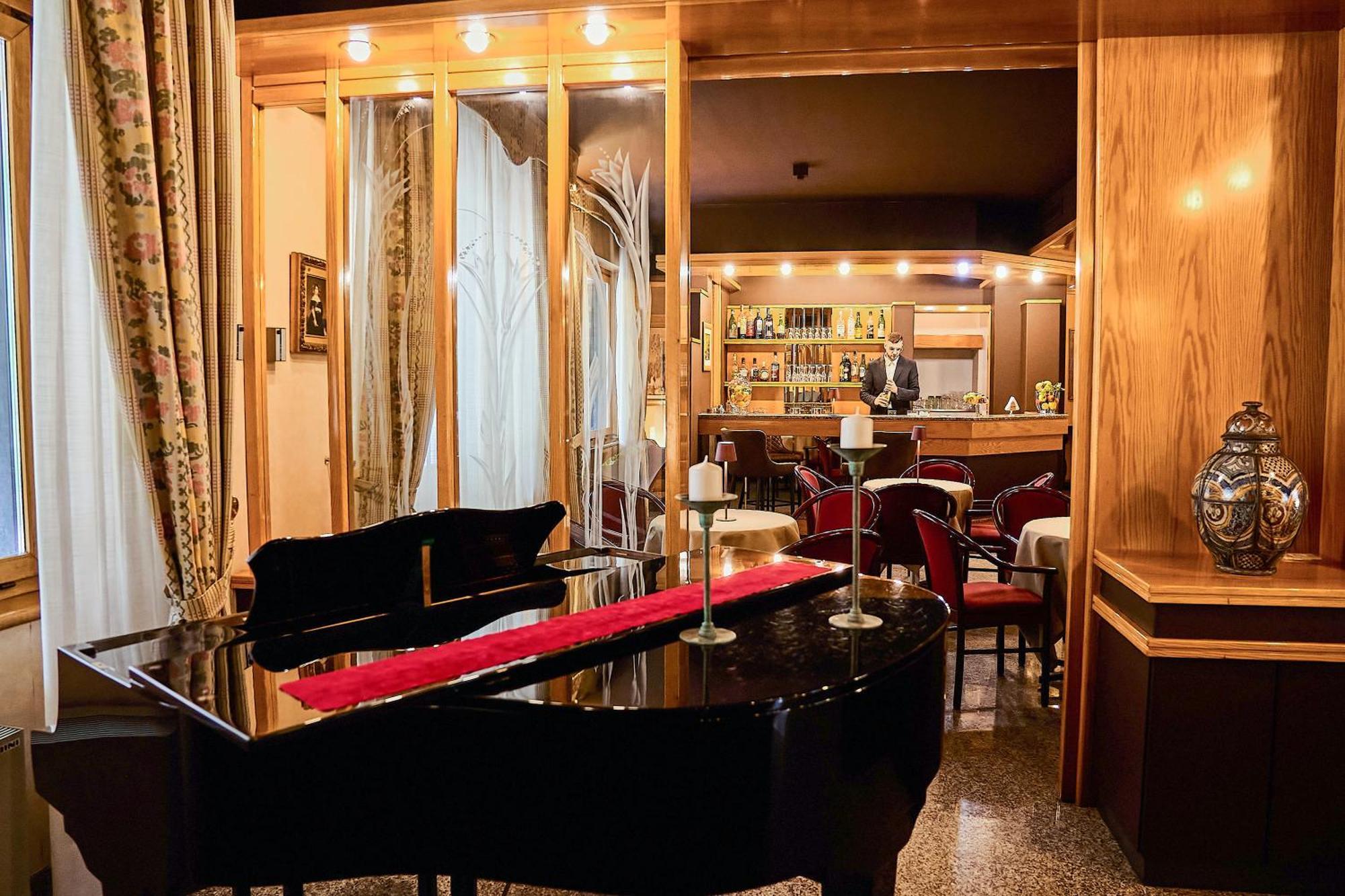 Hotel Camigliatello Камильятелло-Силано Экстерьер фото