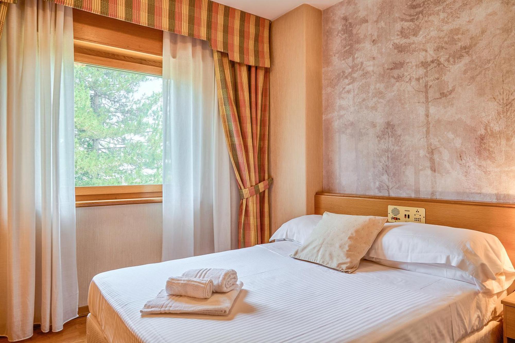 Hotel Camigliatello Камильятелло-Силано Экстерьер фото